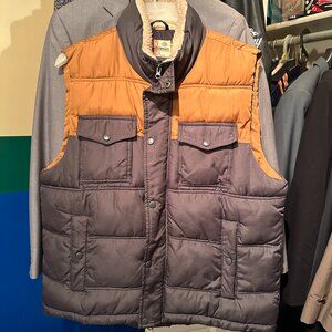 Ruff Hewn Men’s Puffer Vest (Large) — Gently Worn, Warm & Durable, Two-Tone Brow